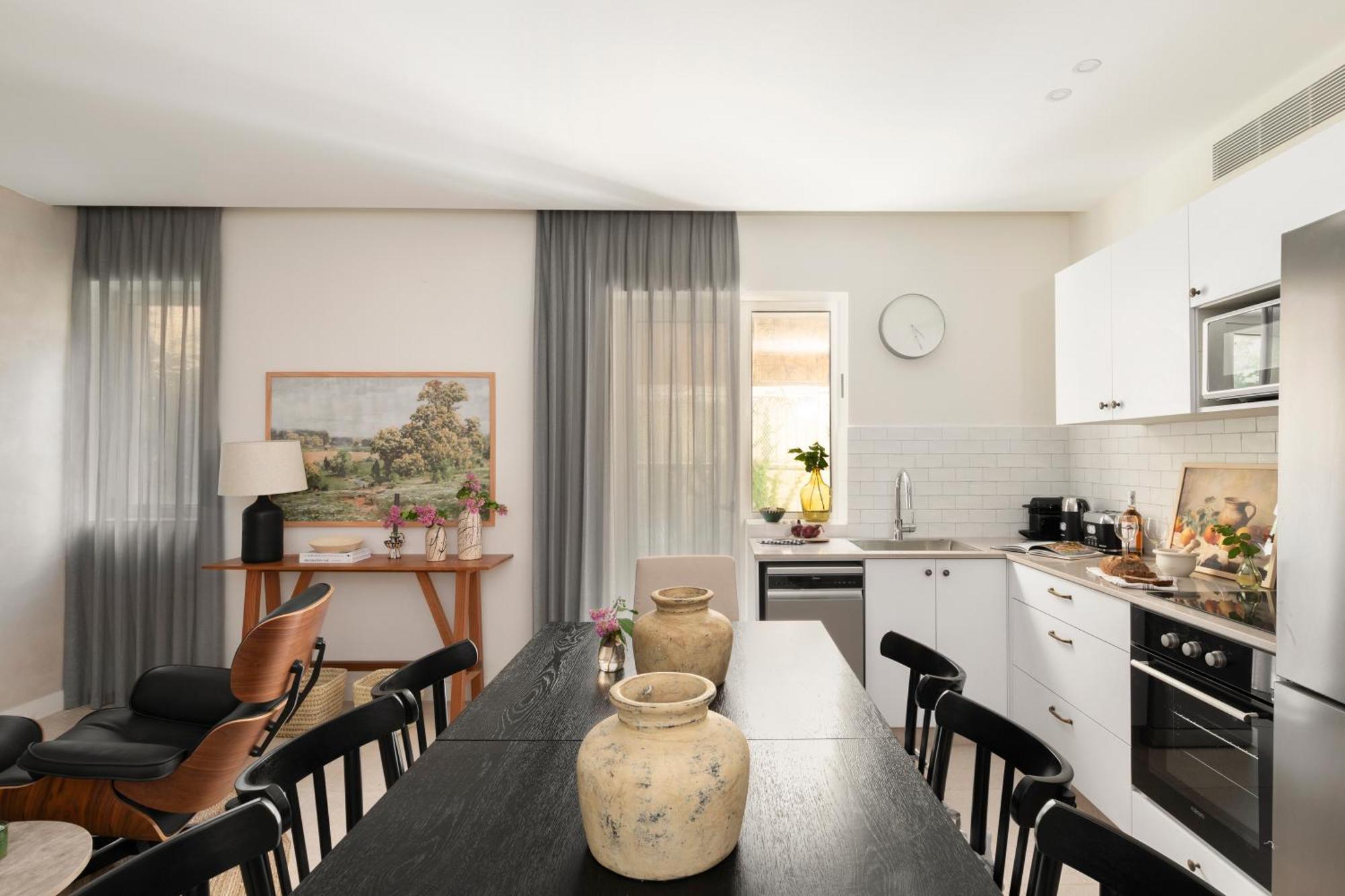 The J - Luxury Apartments By Localz Jerusalén Exterior foto